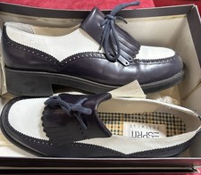 Vintage Women s Esprit Navy White Spectator lace up oxford loafer Size 10B