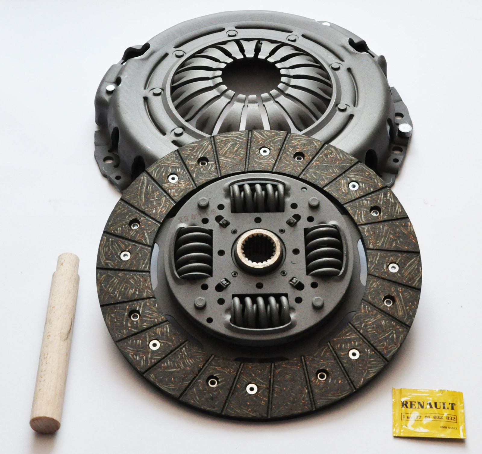 KIT FRIZIONE RICONDIZIONATO DA RENAULT 7711134977 PER NISSAN 