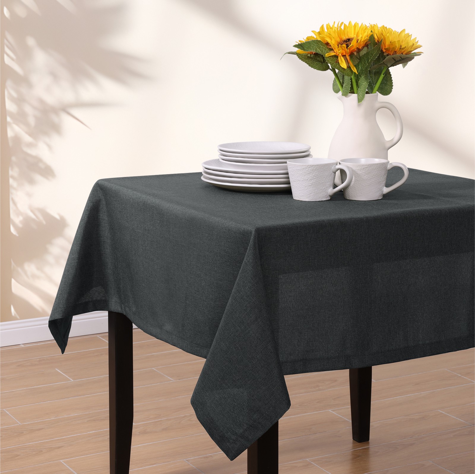 Открытая веранда в которой можно наслаждаться тишиной и спокойствием на открытом воздухе 2890₽