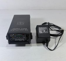 Quantum Battery 2 External Battery Power Pack For Portable Flash w/ QB28 Charger