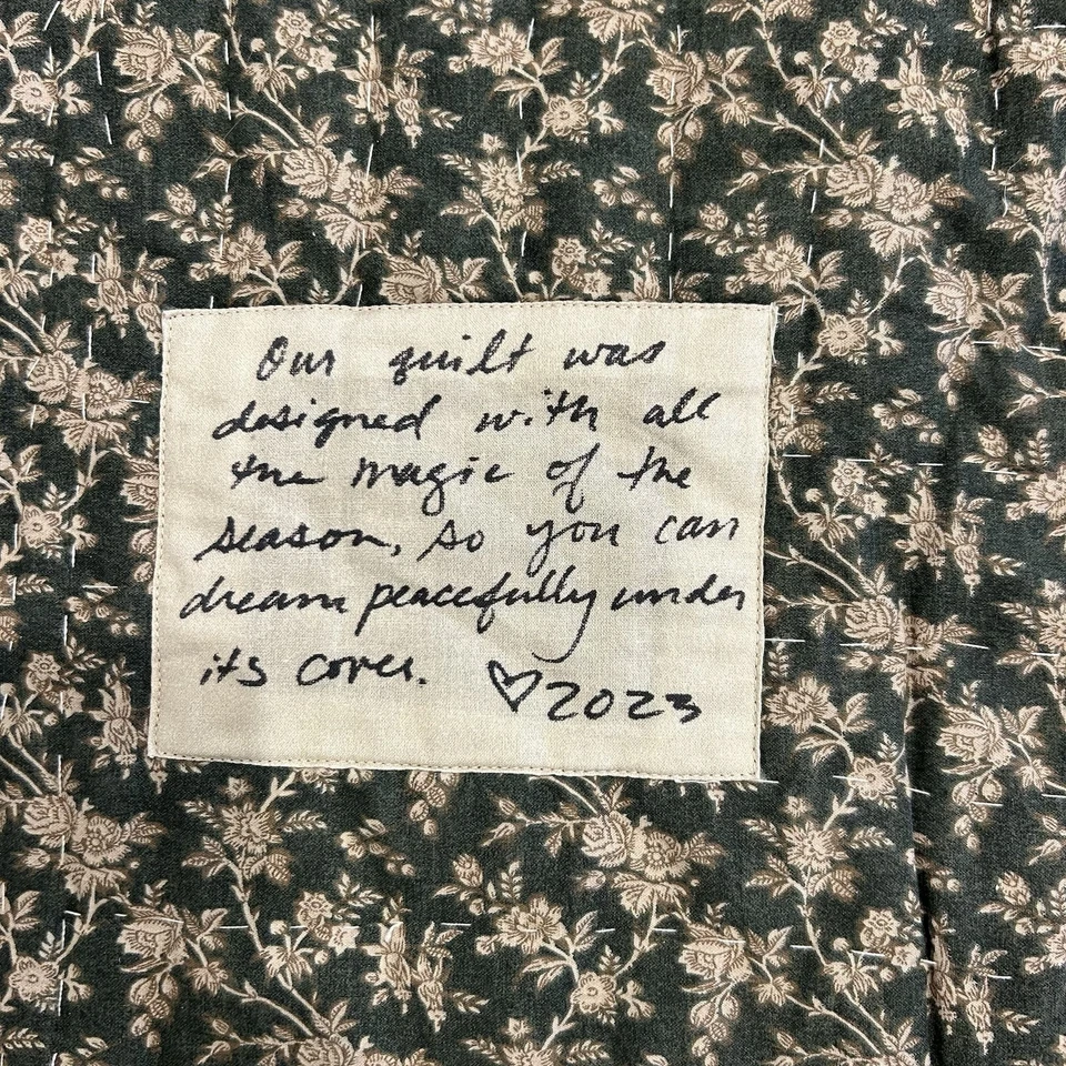 "Colcha de reina artesanal Pottery Barn Christmas Winter Dreams 2023 91"" X 91""" Foto 3 de 4