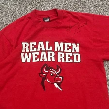 Vintage Chicago Bulls "Real Men Wear Red" T Shirt Horace Grant Autograph Mens L