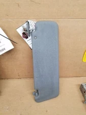 TTOYOTA   1991 Sun Visor 260117