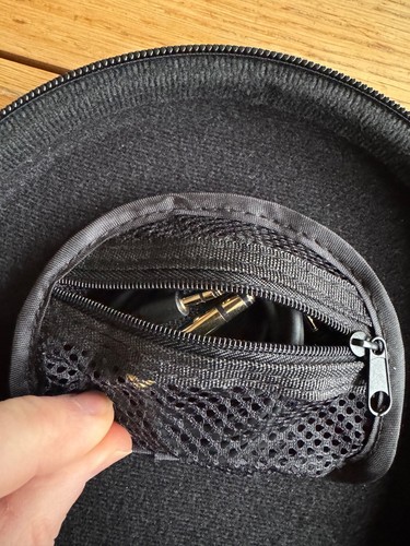 Lindy BNX-60 Active Noise Cancelling Bluetooth Headphones with aptX - Picture 11 of 13