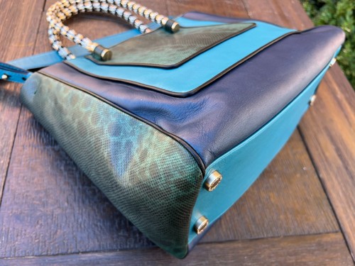 Authentic BVLGARI Serpenti Leather Tote Bag - Picture 9 of 24