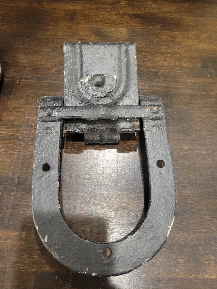 ANTIGUOS RODILLOS DE PUERTA DE GRANERO DE HERRADURA DE 4 GRANDES DE HIERRO FUNDIDO DE COLECCIÓN ~ HERRAMIENTA DE GRANJA ~ FORMA Foto 3 de 4