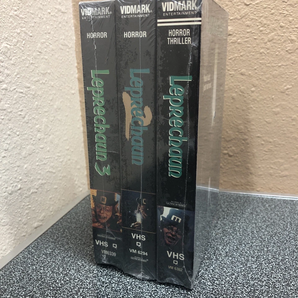 LEPRECHAUN VHS FACTORY SEALED HTF VERY RARE BOX SET. TRIMARK VIDMARK HORROR - Image 3 of 4