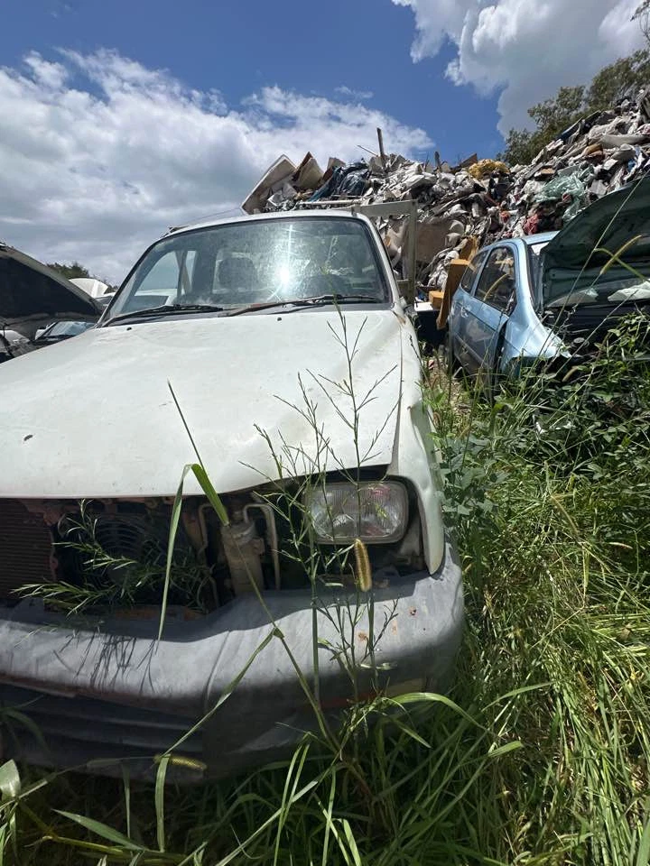 2001 Mitsubishi Triton MK 2.8L 4M40 Diesel Cylinder Head 96-06 #B506 - image 3 of 4