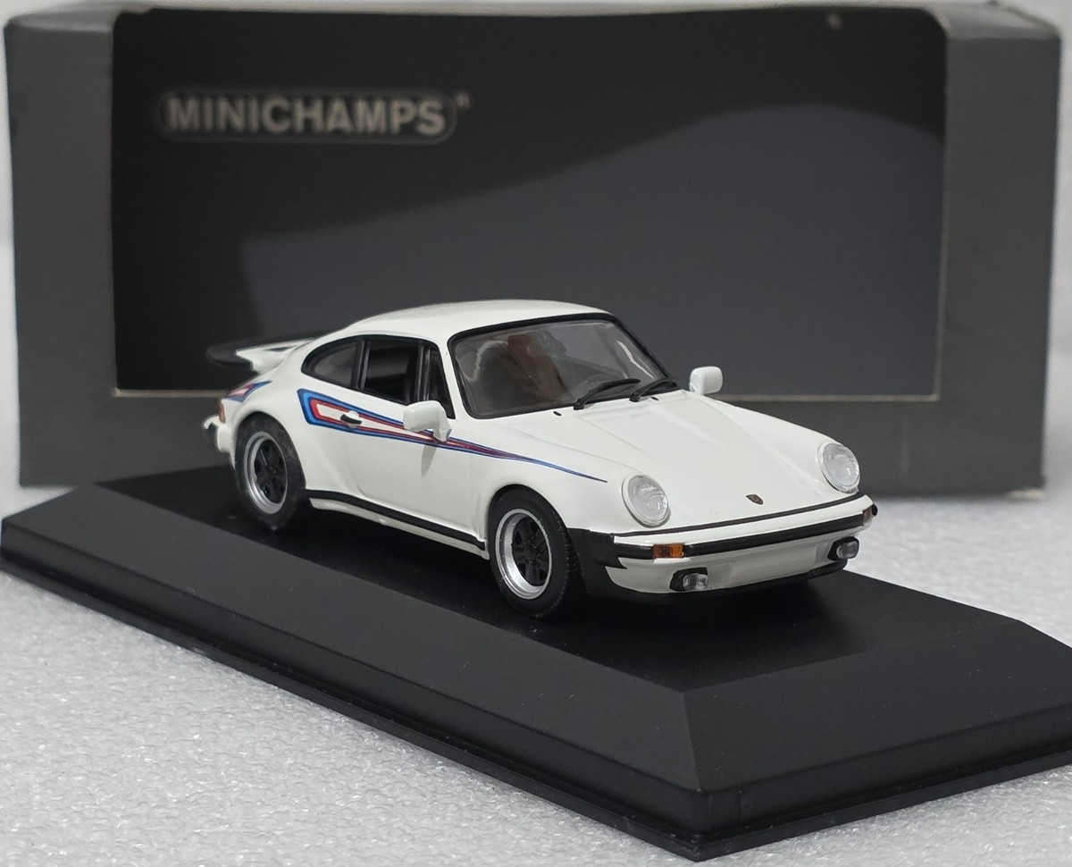 Porsche 911 (930) Turbo 3.0 Grand Prix White 1:43 Minichamps CA
