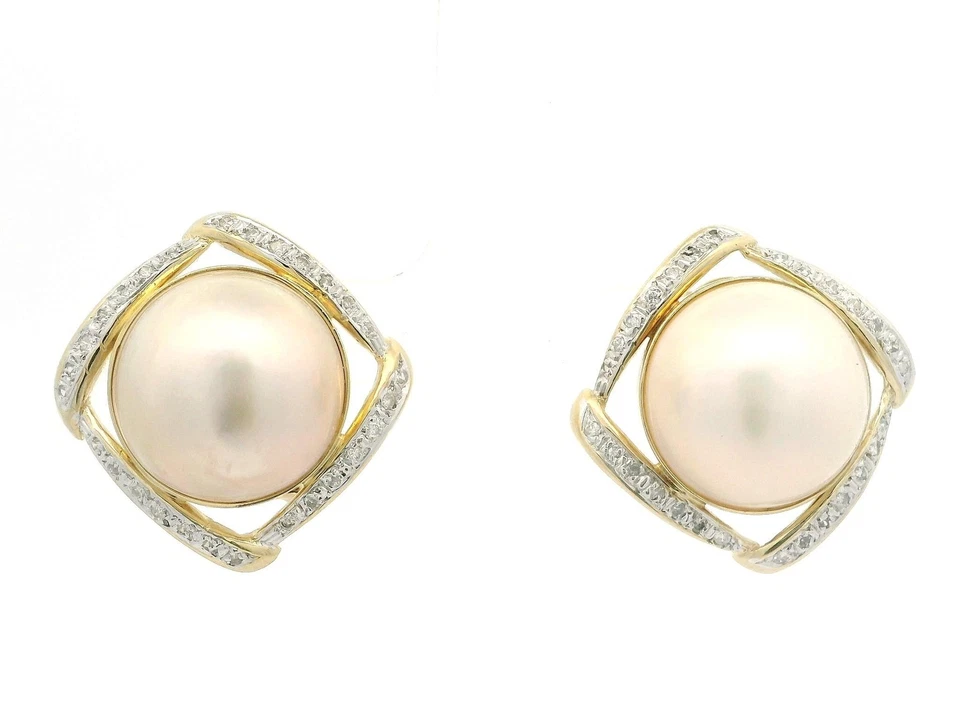 Серьги-пуговицы из желтого золота 14 карат с большим жемчугом и бриллиантами Mabe - Изображение 2 из 4