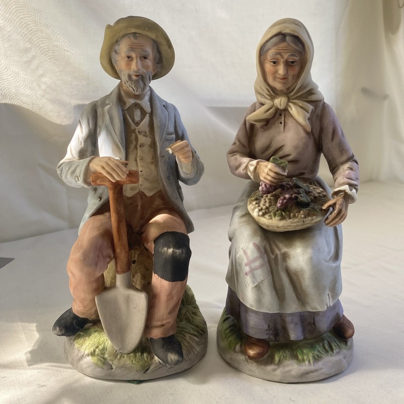 Home Interiors HOMCO #1433 Elderly Man & Woman Porcelain Farm Couple Figurines