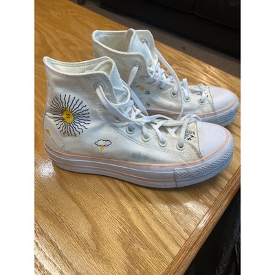 Converse Chuck Taylor All Star Athletic Shoes Women's 8 White Hi Top Sneaker S28