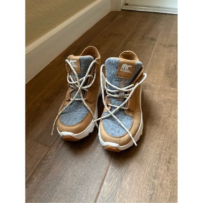 Sorel Boots Women's Kinetic Breakthru Tan and Gray Lace-Up Boots Size 7