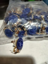 LOT OF 50 X201R-501B CTS POTENTIOMETER 500 OHM THUMBWHEEL