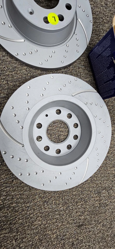 Kit de frenos traseros EBC para Volkswagen Jetta: 2006-2018 y 06-10 GTI, 09-18 Tiguan Foto 2 de 4