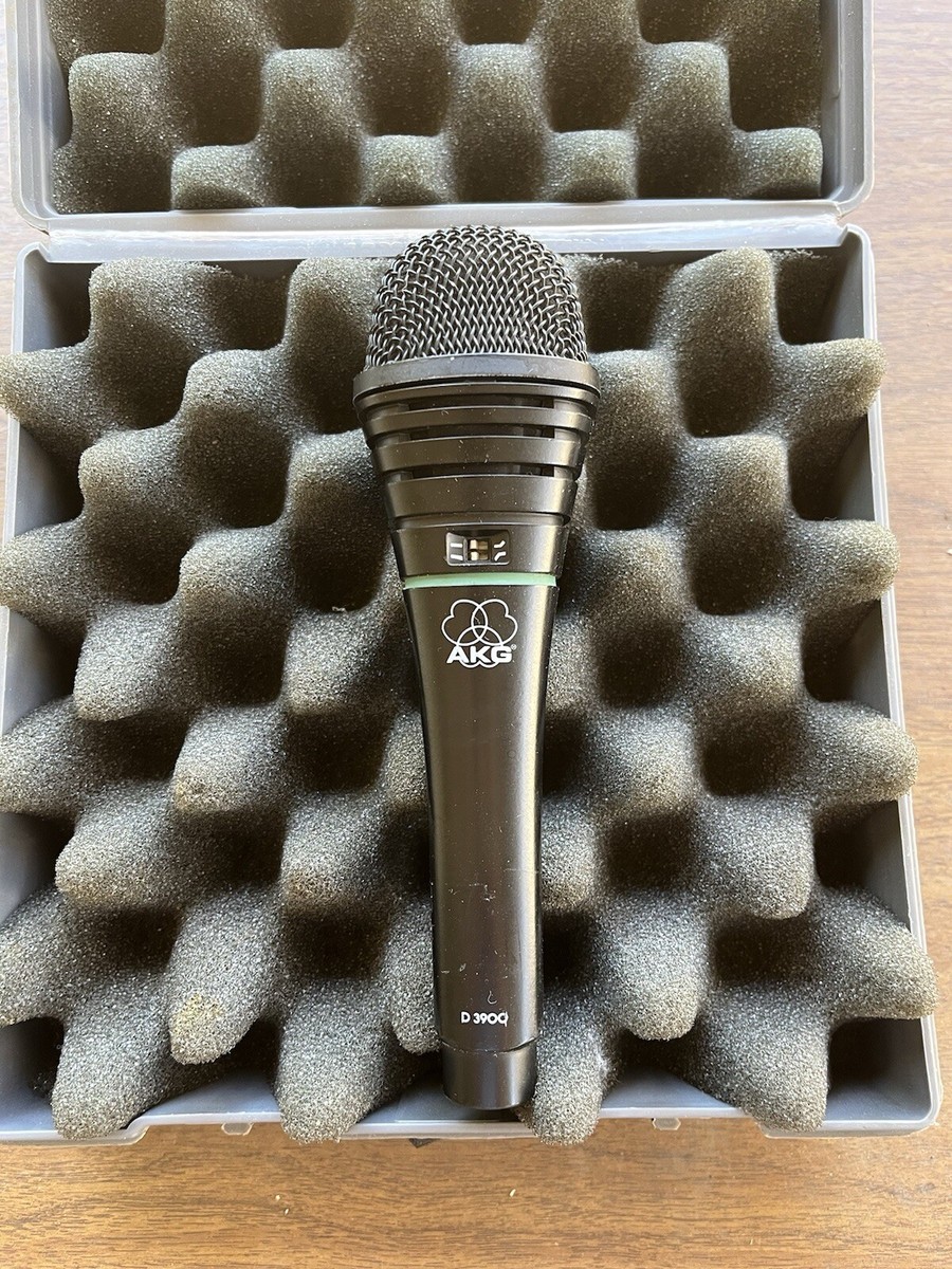 その他 AKG D 3900 Dynamic Microphone AKG D 3900 For vocals color Black Used
