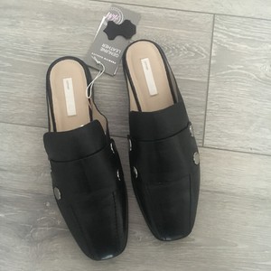 black backless mules