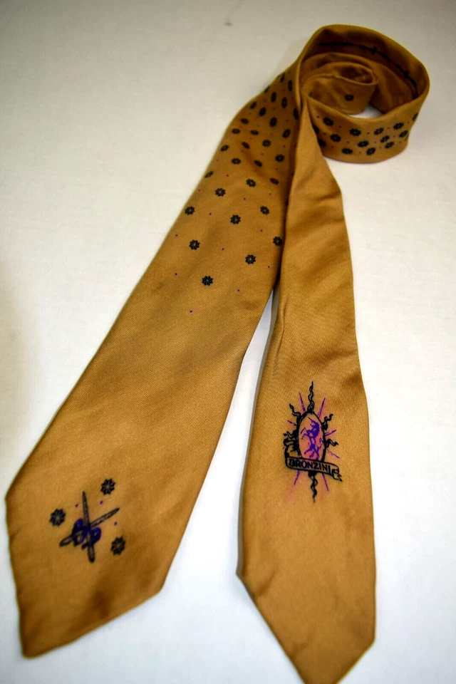 Corbata de Colección Bronzini Años 50 60 Dorado Bronceado Medallón Púrpura Unicornio 54 x 2.75" Foto 3 de 4