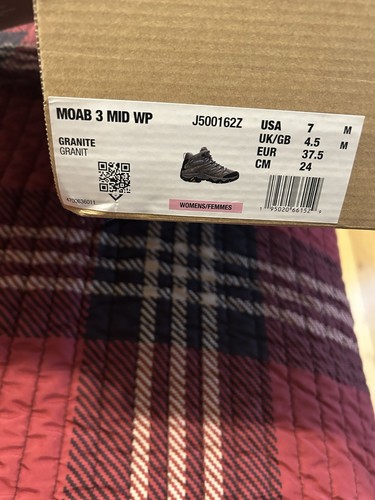 Brand new Merril Moab 3 Mid WP Women's Hiking Boots Granite US 7 Medium J500162Z