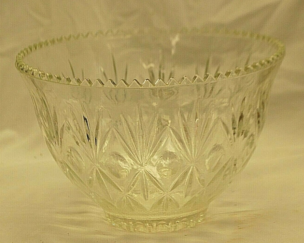 Hazel Atlas Lexington Glass Punch Bowl Vintage Serving Glassware