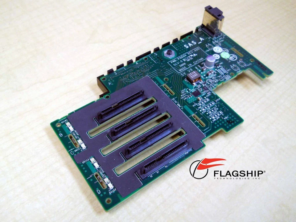 DELL T466H R910 4X2.5 HDD BACK PLANE - Image 2 of 3