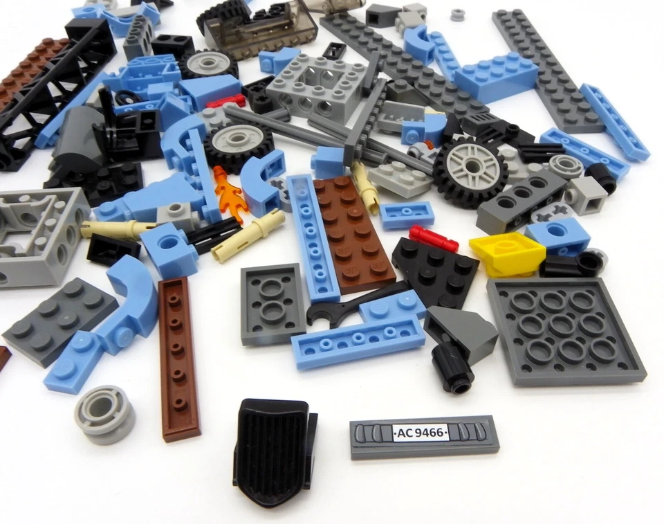 LEGO Monster Fighters: The Crazy Scientist & His Monster (9466) Juego Parcial 31% Foto 2 de 4