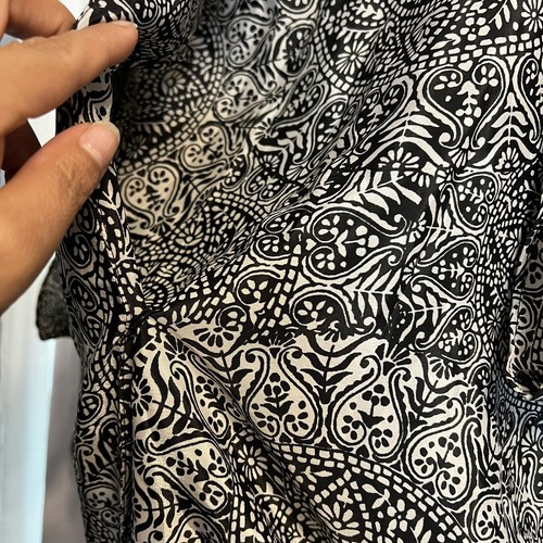 Vintage Andrew Charles top Black & White / blouse Beaded Details Dolman Sleeves - Picture 2 of 13