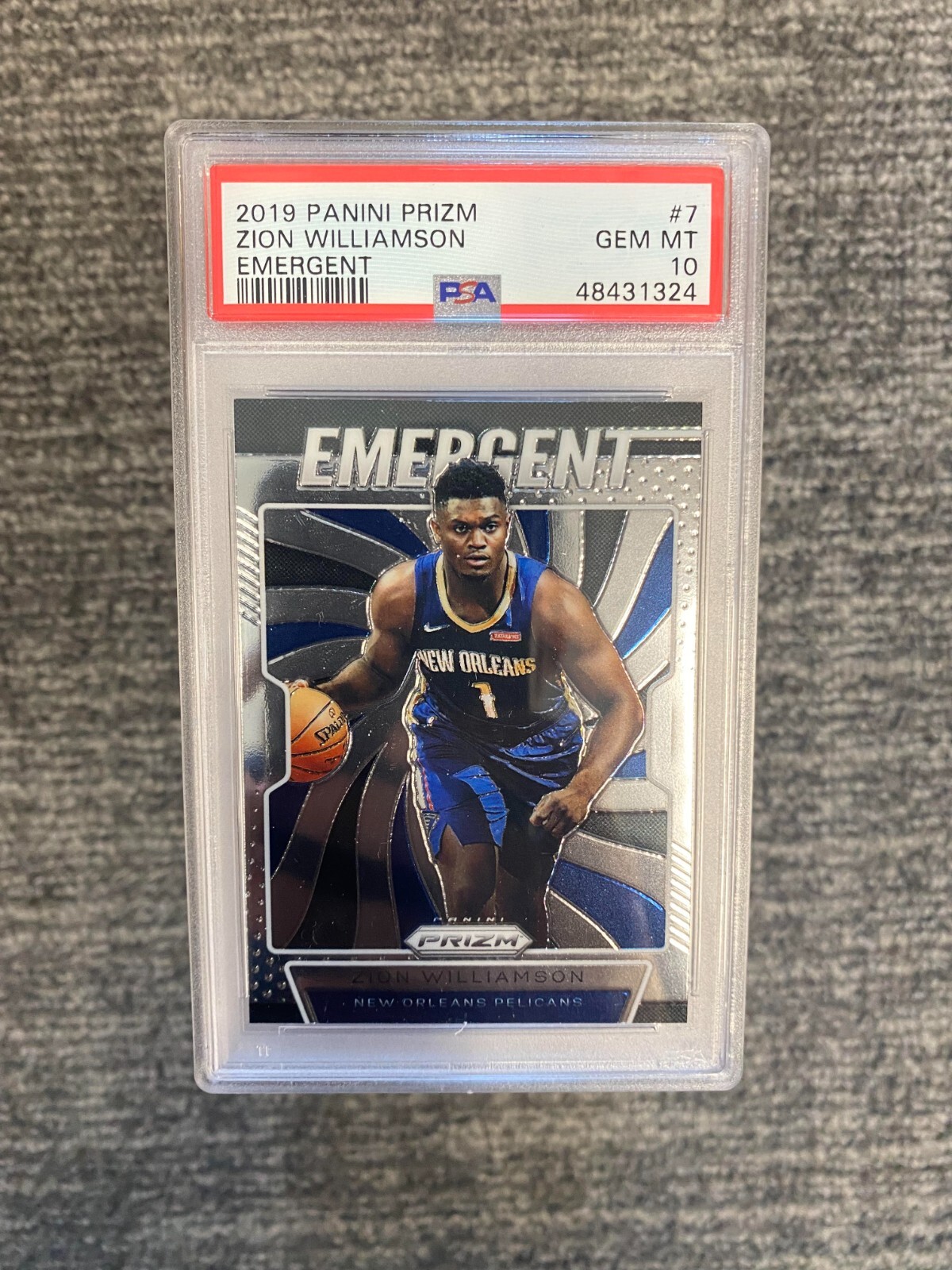 2019 PANINI PRIZM Zion Williamson #7 Emergent Pelicans Rookie PSA 10