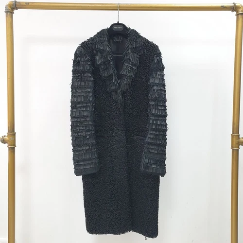 Cappotto Fendi in pelle nero con frange e passanti tg.42
