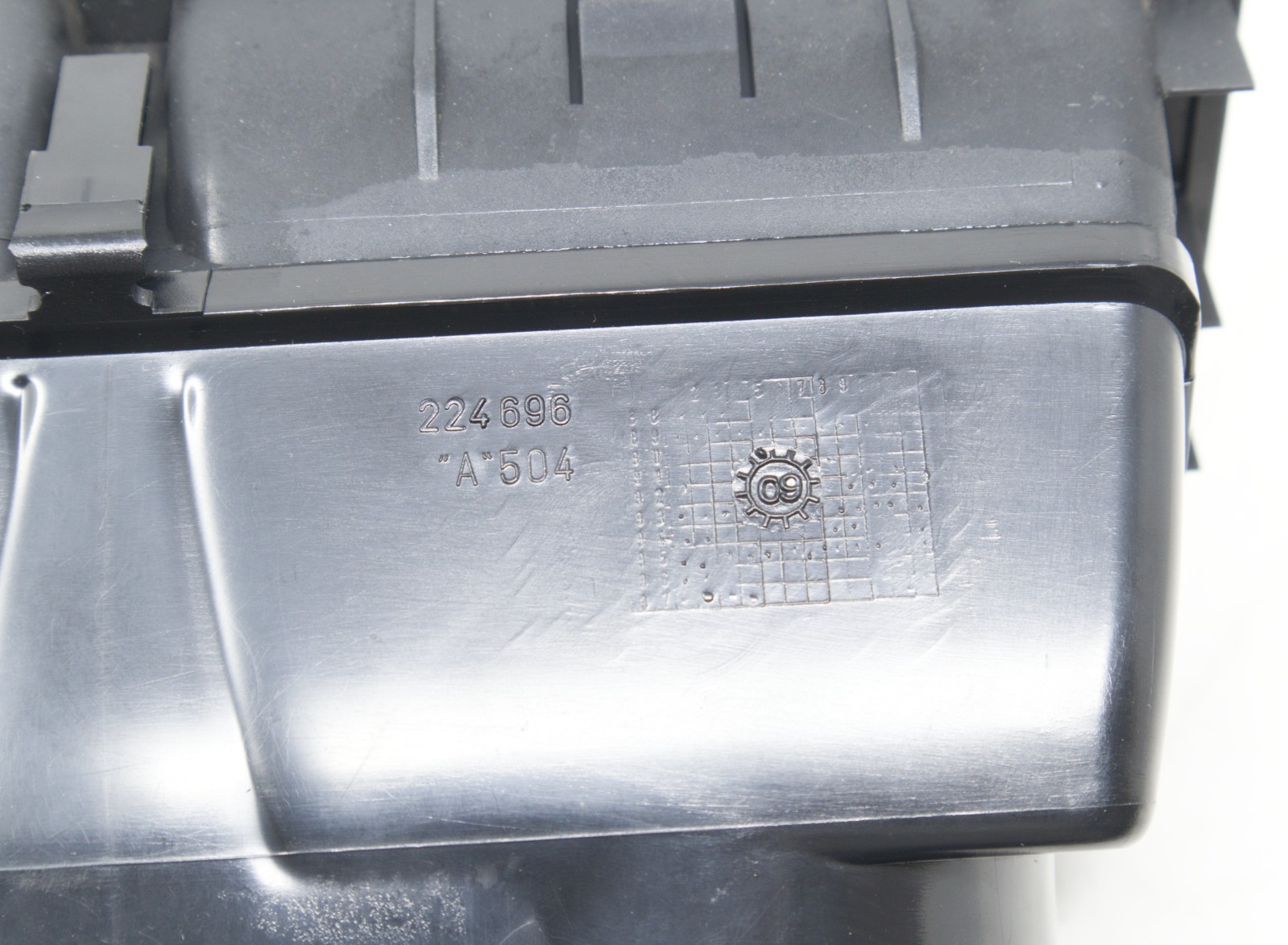 Ferrari 348 Center air duct P/N 64320000