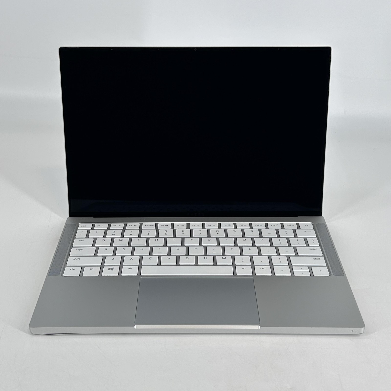Razer Book 13.4 UHD+ TOUCH i7-1165G7 2.80GHz 16GB 512GB SSD Good - BAD USB PORT