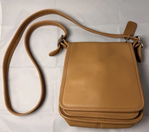 Vintage Coach Legacy 9145 Medium Studio Flap Leather Crossbody Bag USA Tan