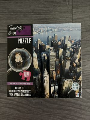 Cardinal 1000 Piece Puzzle Flawless Finish - New York City Skyscraper