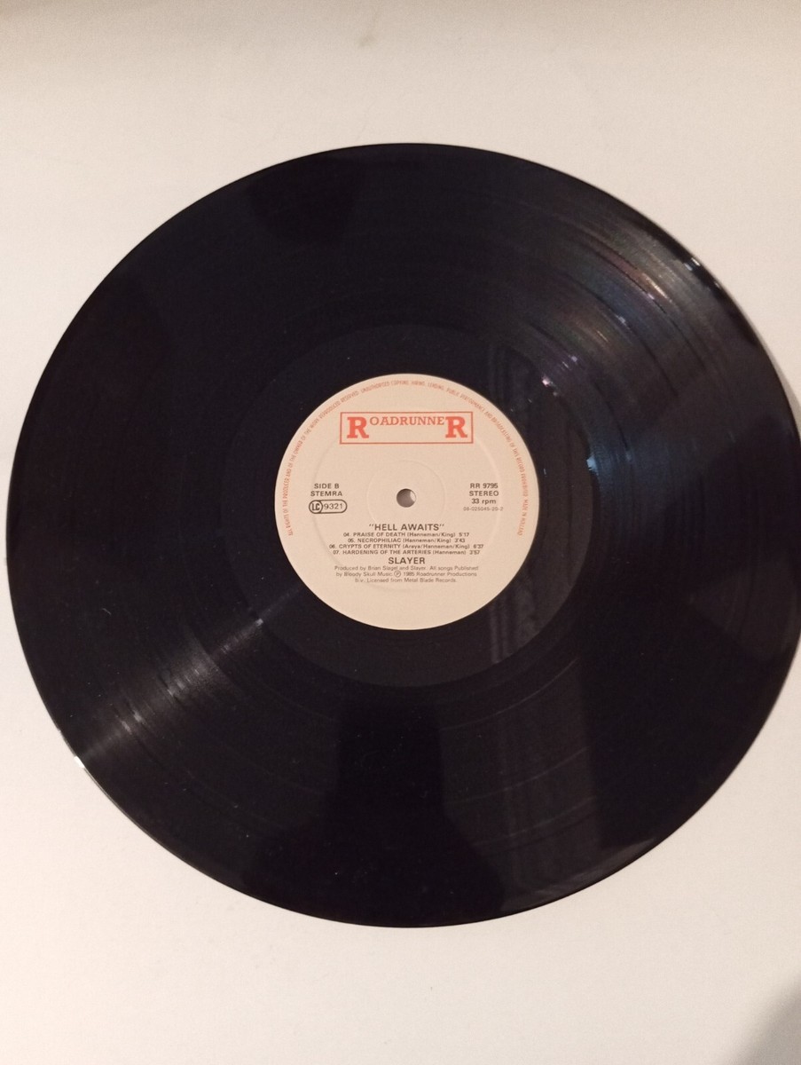 Slayer ‎– Hell Awaits LP 1985 Roadrunner Records – RR 9795