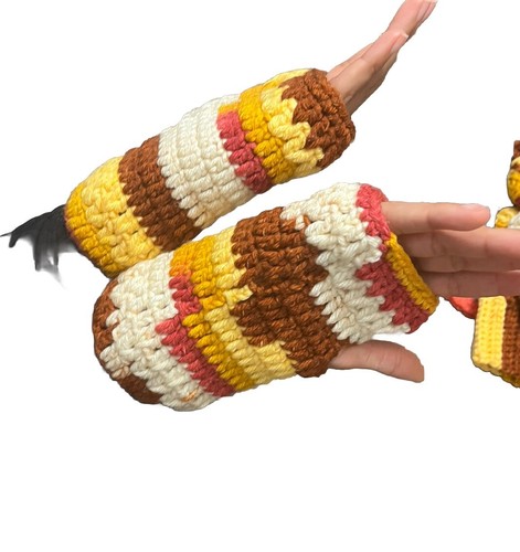 Hand Made/Crochet Hand Warmers - Picture 3 of 4