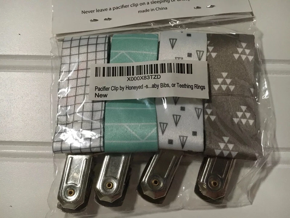 4Pcs Baby Pacifier Clip Holder Kids Soothie Baby Shower Gifts - Image 2 of 2