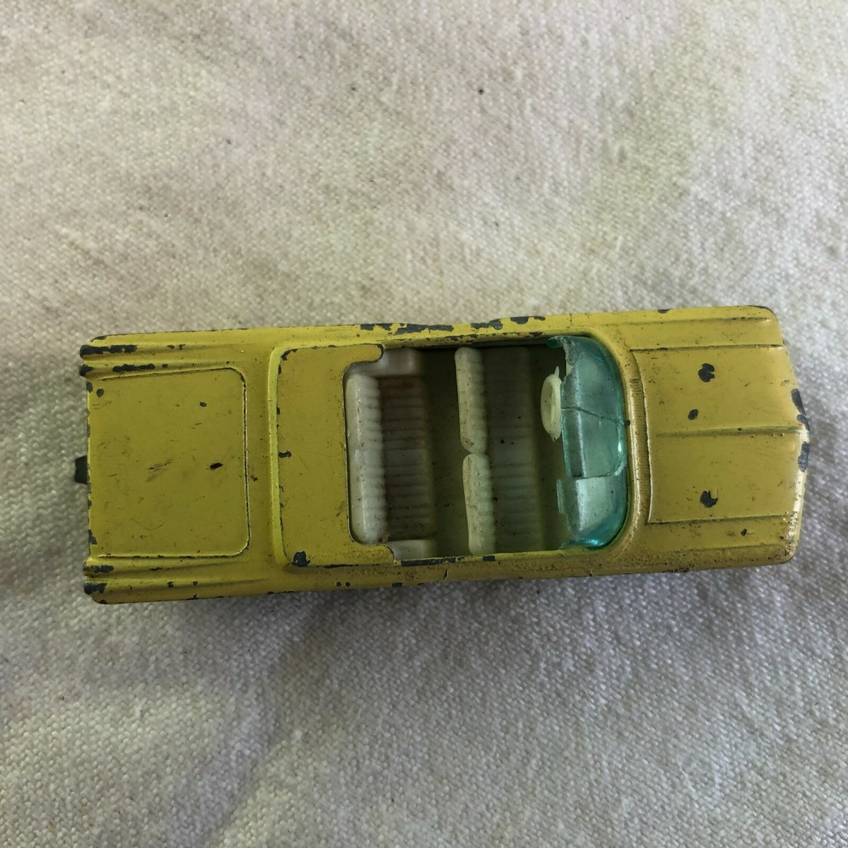 ミニカー MATCHBOX No.39 PONTIAC CONVERTIBLE s-l400.jpg