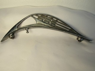 VINTAGE PLYMOUTH HOOD ORNAMENT