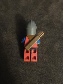 Lego Crusader Lion 6062 Dark Gray Chin-Guard Castle Minifigure