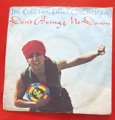 E.L.O - JET 153 - DON'T BRING ME DOWN / DREAMIN OF 4000 1979 (2188)