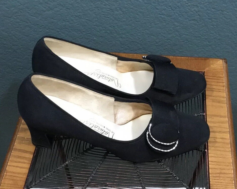 NATURALIZER BLACK VINTAGE HEELS VINYL SOCK LINING ELASTOMER