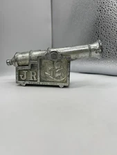 VINTAGE 1960 CALLEN MFG JR CAST IRON / DIE CAST PIRATE CAP FIRING SNAP CANNON