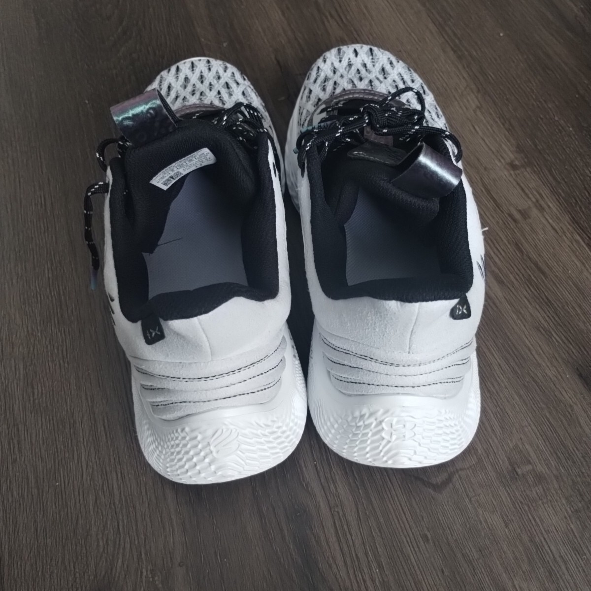 Sz 7.5 UA Curry 9 Flow PE March Madness 2K22 Basketball 