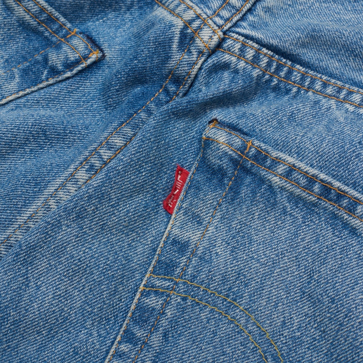Vintage LEVI'S 501XX Blue Denim Slim Straight Fit Jeans Vintage LEVI'S 501XX Blue Denim Slim Straight Fit Jeans