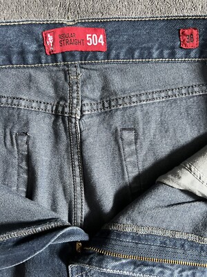 Levi's Classic Strauss 504 Jeans 38x32 Straigh leg dark wash Blue