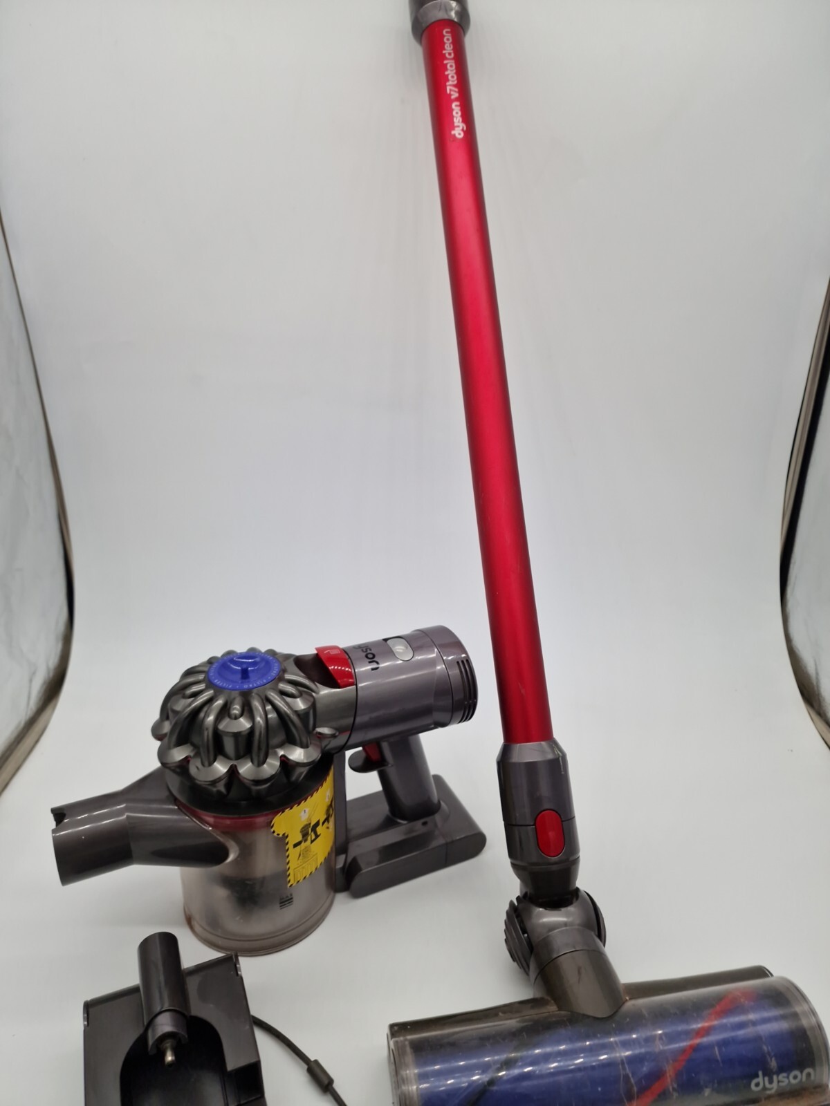 Dyson V7 Motorhead Plus Cordless Vacuum Cleaner eBay