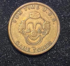 Vintage CLOWN GAME TOKEN FUN TIME USA NO CASH VALUE 24 mm