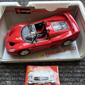 Burago 1/18 Ferrari F50 1995 Rouge – N°3352 – Boîte Fermée – Très Bon état