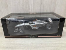 MINICHAMPS McLAREN MERCEDES MP4-17 David Coulthard 1:18