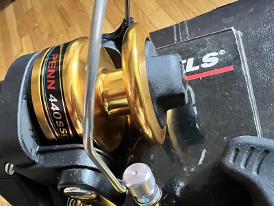 PENN 440 SSg Salt Water Fresh Water Ultralight Spinning Reel